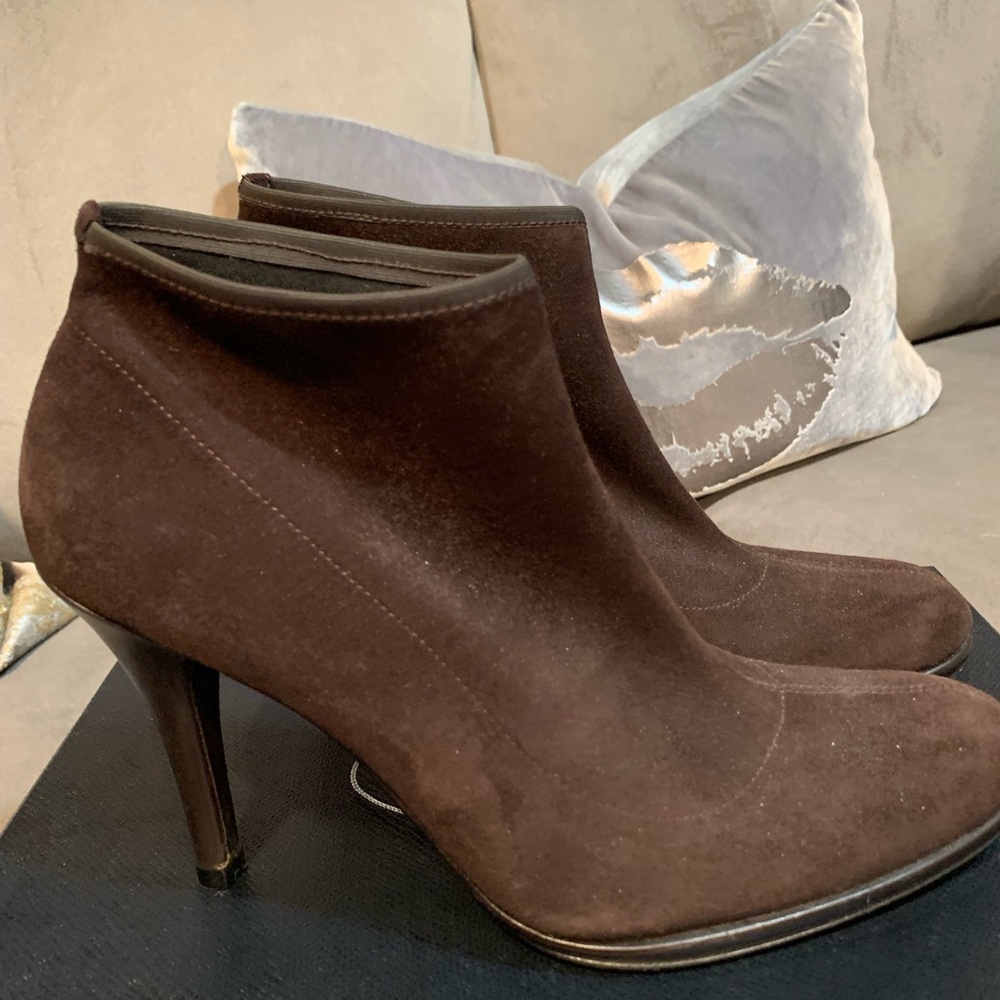 Stuart Weitzman Brown Suede Bootie Heel
